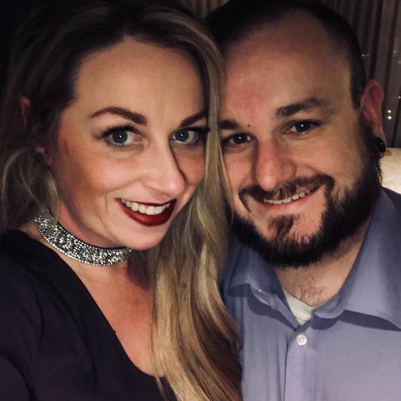 Meet your Posher, Nicole - Picture 1 of 1